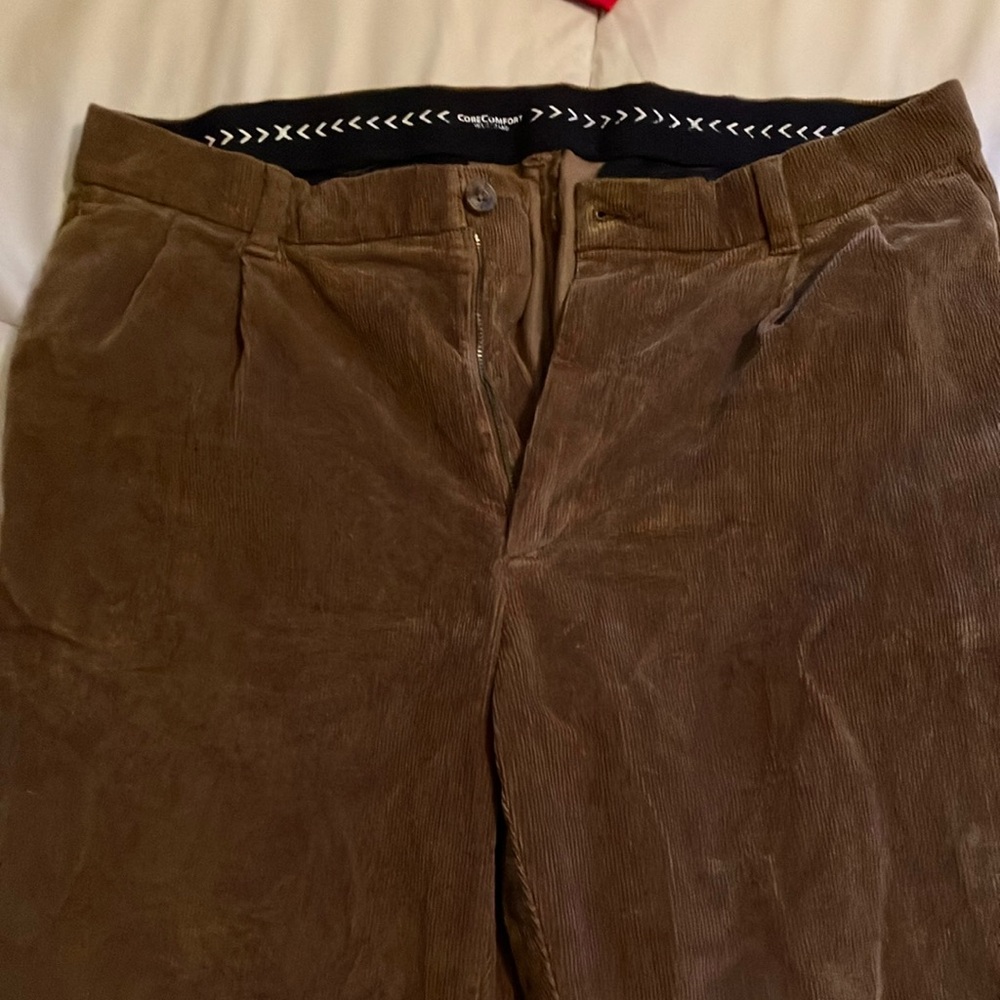 Roundtree & Yorke Brown Corduroy Pants Classic Style